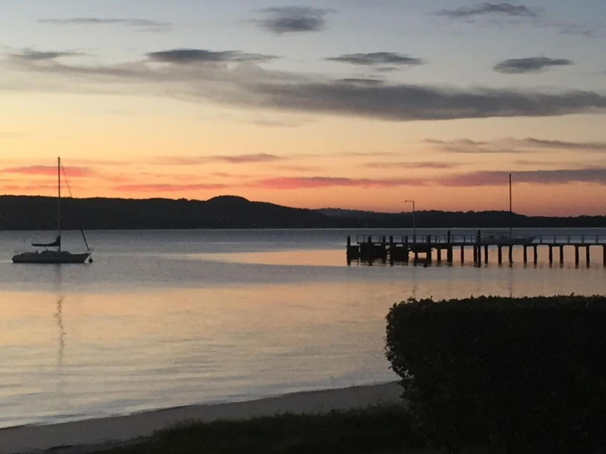 Apartamento The Clippers 1 Fabulous Waterfront Unit Salamander Bay Exterior foto