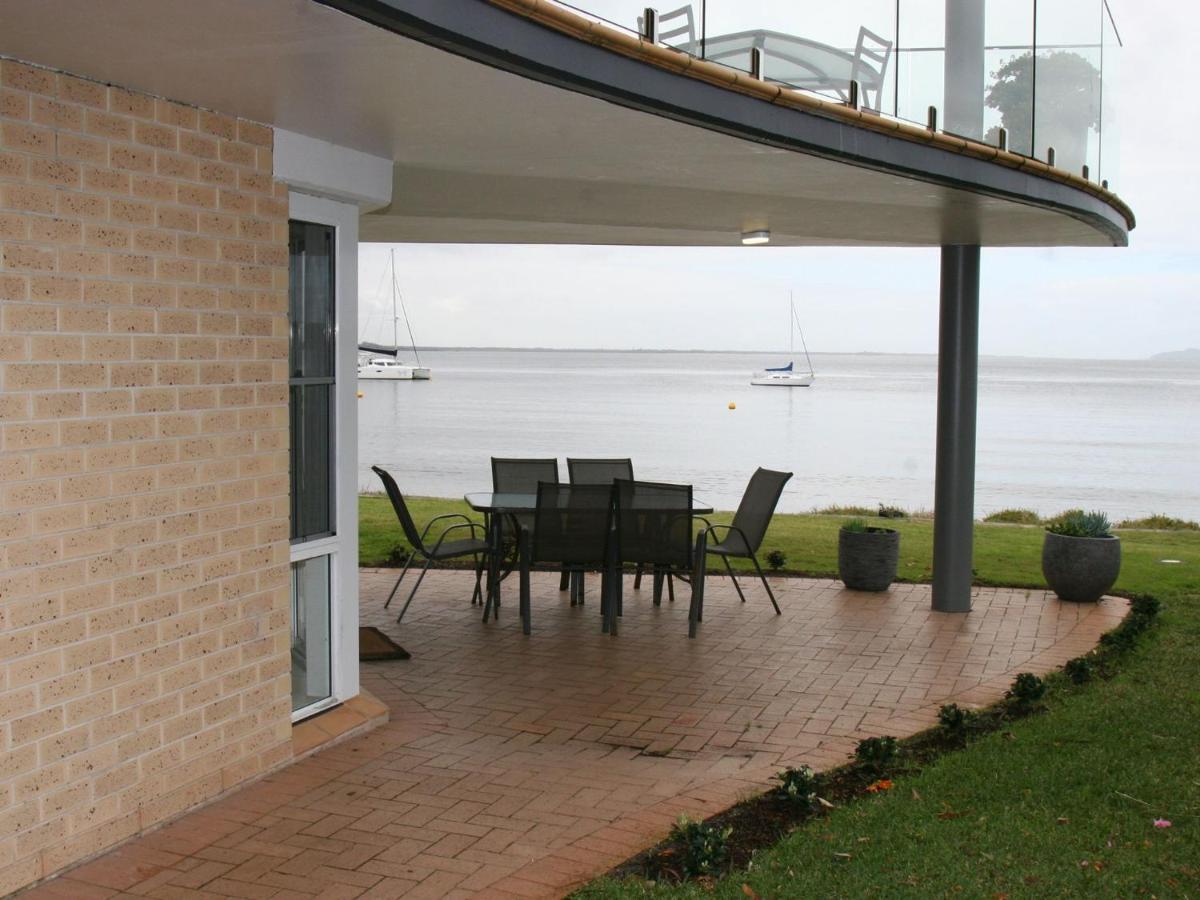 Apartamento The Clippers 1 Fabulous Waterfront Unit Salamander Bay Exterior foto