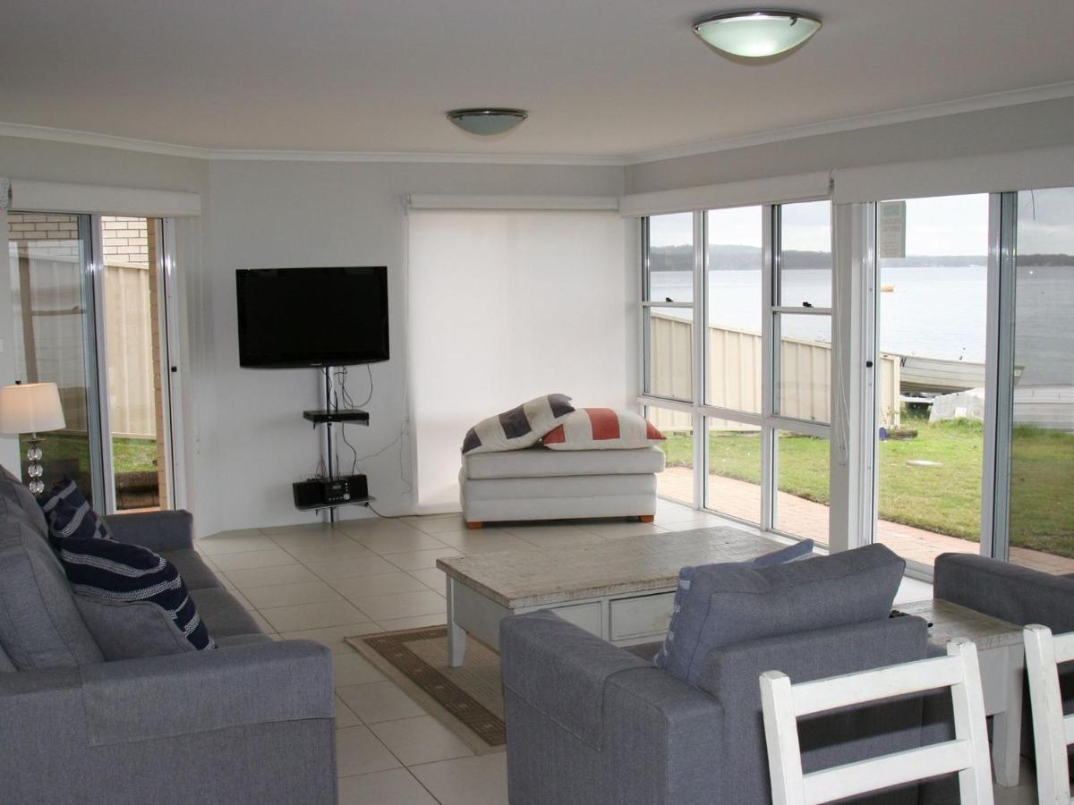 Apartamento The Clippers 1 Fabulous Waterfront Unit Salamander Bay Exterior foto